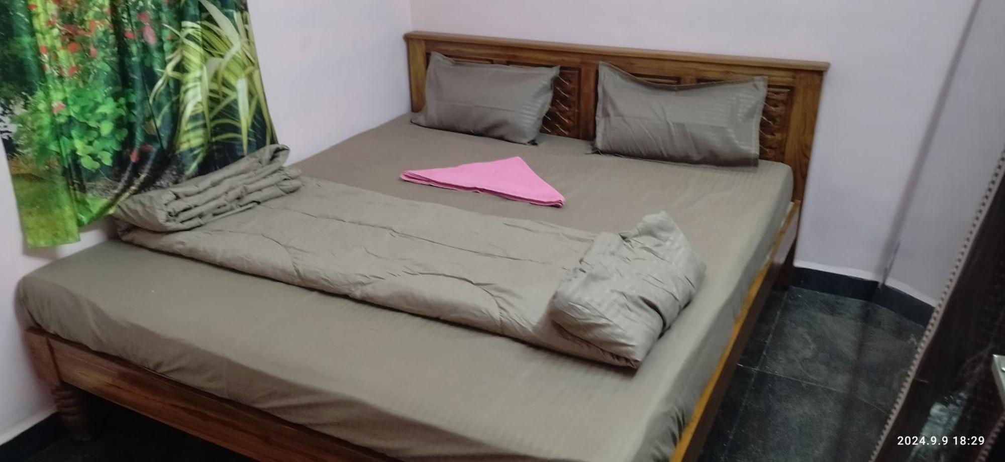 Adhi Linga Home Stay Tiruvannāmalai Esterno foto